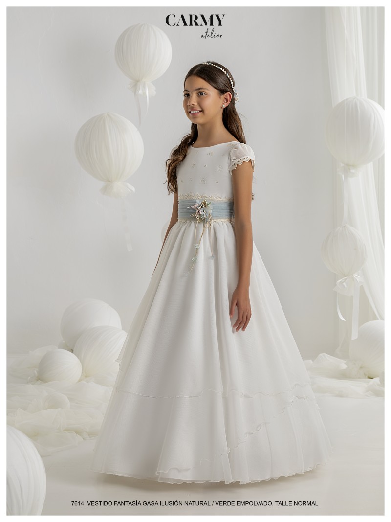 MADE TO ORDER - Carmy Spanish Communion - 7614- Please allow 12 weeks for delivery - Enquire for Price