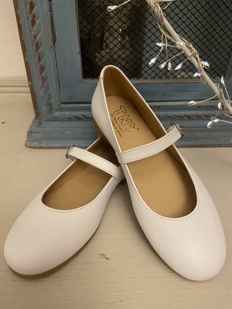 White Matt Leather Spanish Ballerina Shoes - 