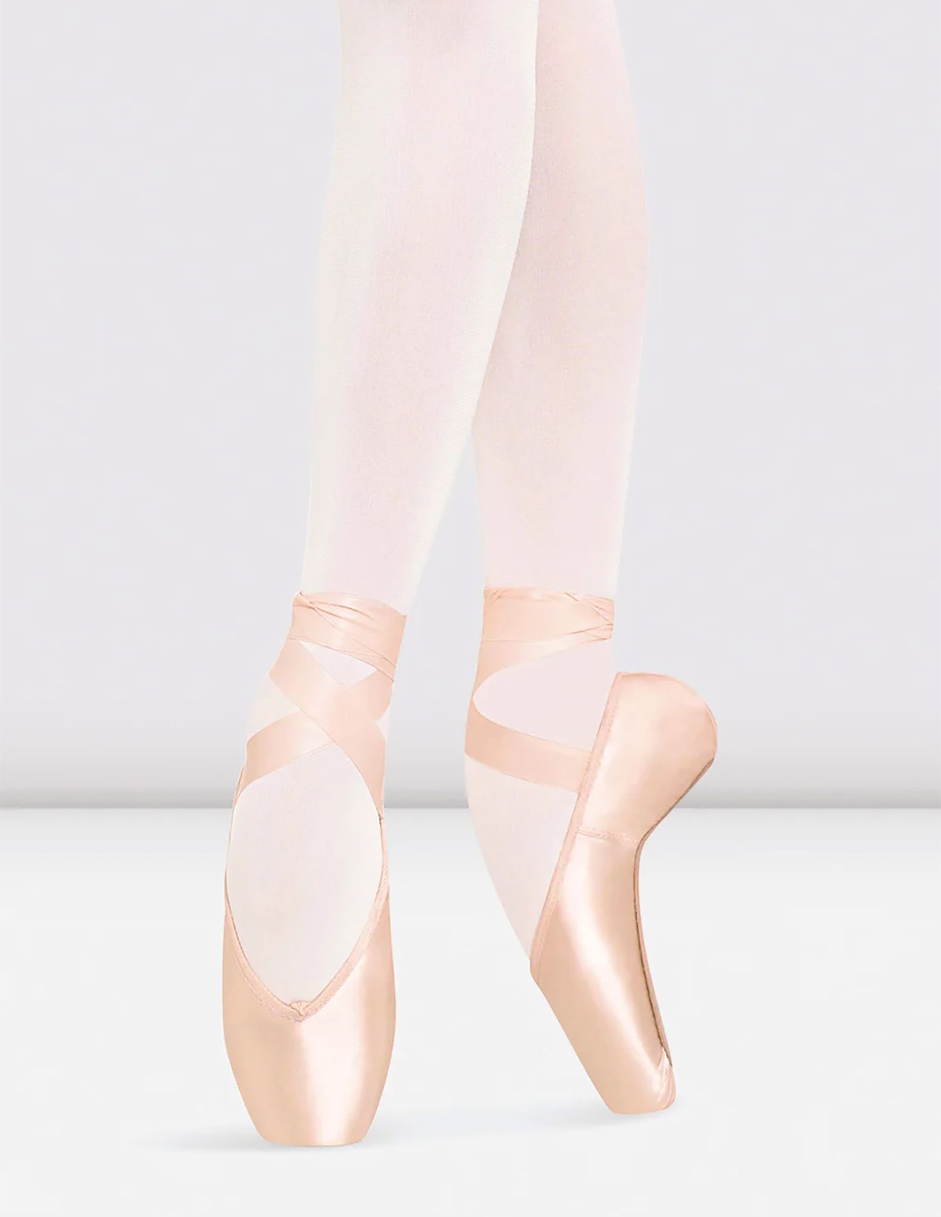 Bloch Heritage Pointe Shoe with V Vamp Model S0180