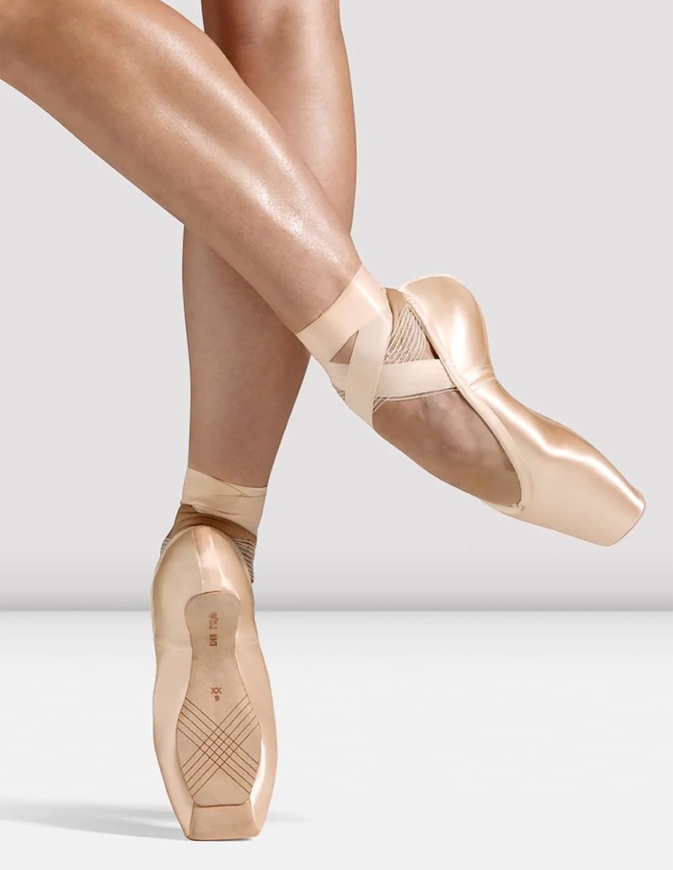 Bloch ETU Pointe Shoe with Suede Toe Cap Model S1160LTHM