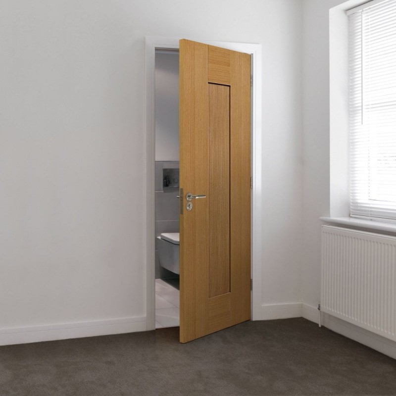 Internal Axis Oak Prefinished Door